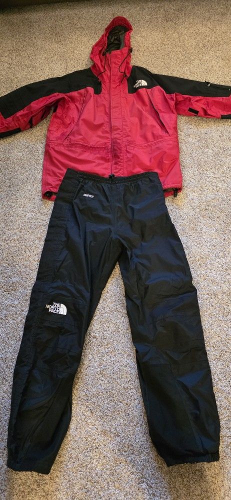 Mens Large NORTHFACE GORETEX jacket And Pants