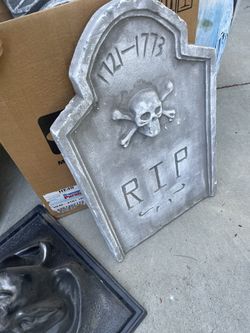 Giant Bunch Of Halloween Decorations 