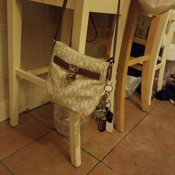 Vendo Bolsa Mk usada 