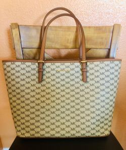Michael Kors Large Handbag
