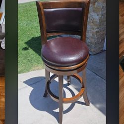 Barstool 