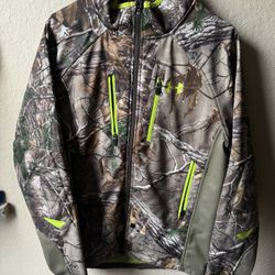 Under Armour Realtree Camo Jacket 