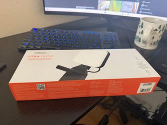 Logitech Litra Glow Streaming Light – BRAND NEW / NEVER USED