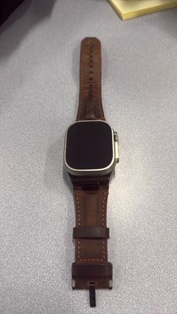 Apple Watch Ultra 2 – 49mm Titanium GPS + Cellular – Paid Off