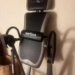 Innova Inversion Table