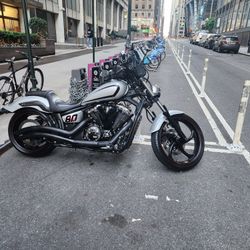 Yamaha Stryker 