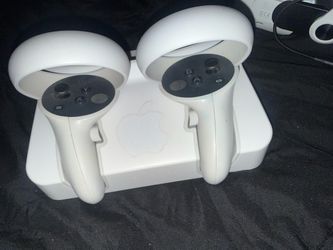 Quest 2 + charging station + 8hr battery pack set
