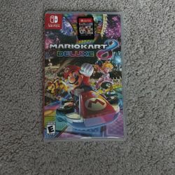 Mario Kart 8 Deluxe – Nintendo Switch (Great Condition)