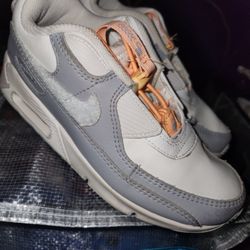 Nike Shoes Boys Size 2.5 Y