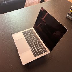 Apple MacBook Pro - Space Gray - 13-inch (BRICKED) 2019 