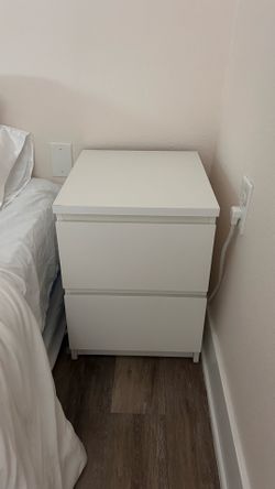 Night stand