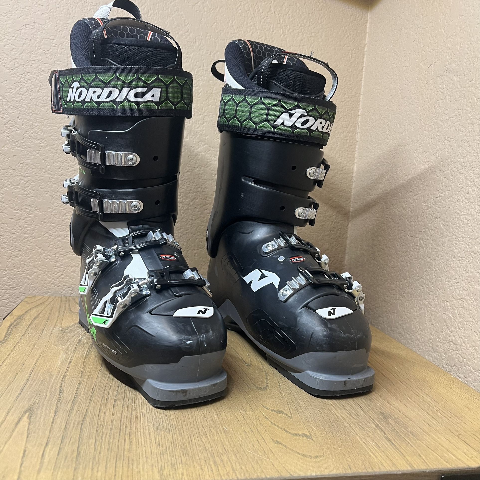 Nordica Speedmachine 110 Size 26/26.5 305mm