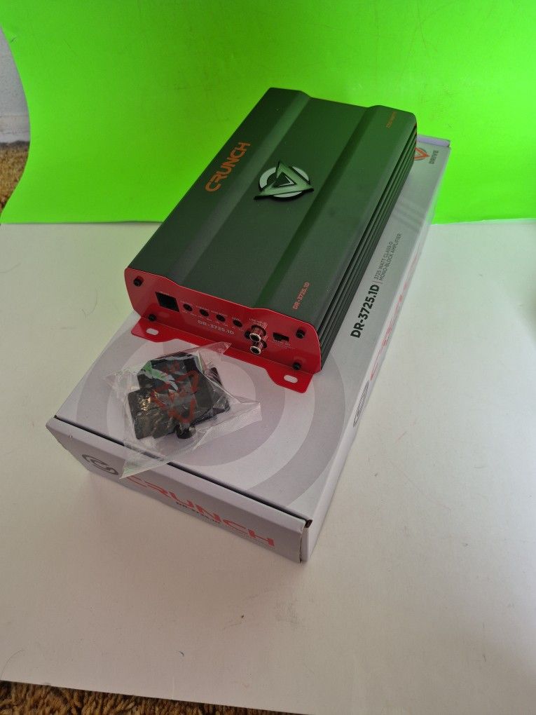 CRUNCH 3725 WATTS MONOBLOCK 1 OHM STABLE BUILT IN CROSSOVER WITH BASS CONTROL CAR AMPLIFIER