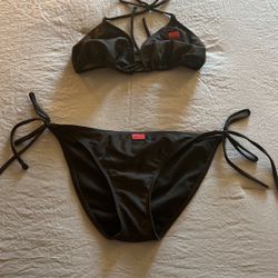 THE MARATHON CLOTHING