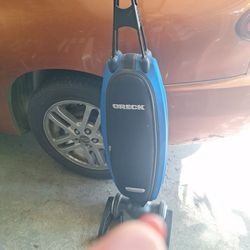 Oreck magnesium vacuum cleaner