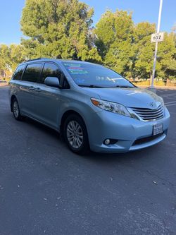 2016 Toyota Sienna