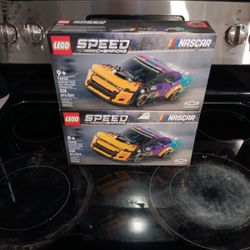 LEGO SPEED CHAMPIONS NASCAR SET #76935