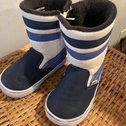 Size 12 Vans Kids Boot Snow Boots