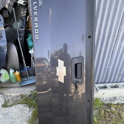 2007-2013 CHEVY SILVERADO TAILGATE 👉👉ASK FOR PRICE 