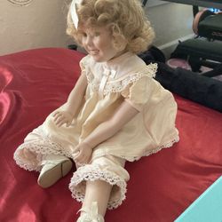 Shirley Temple uranium glass eye doll