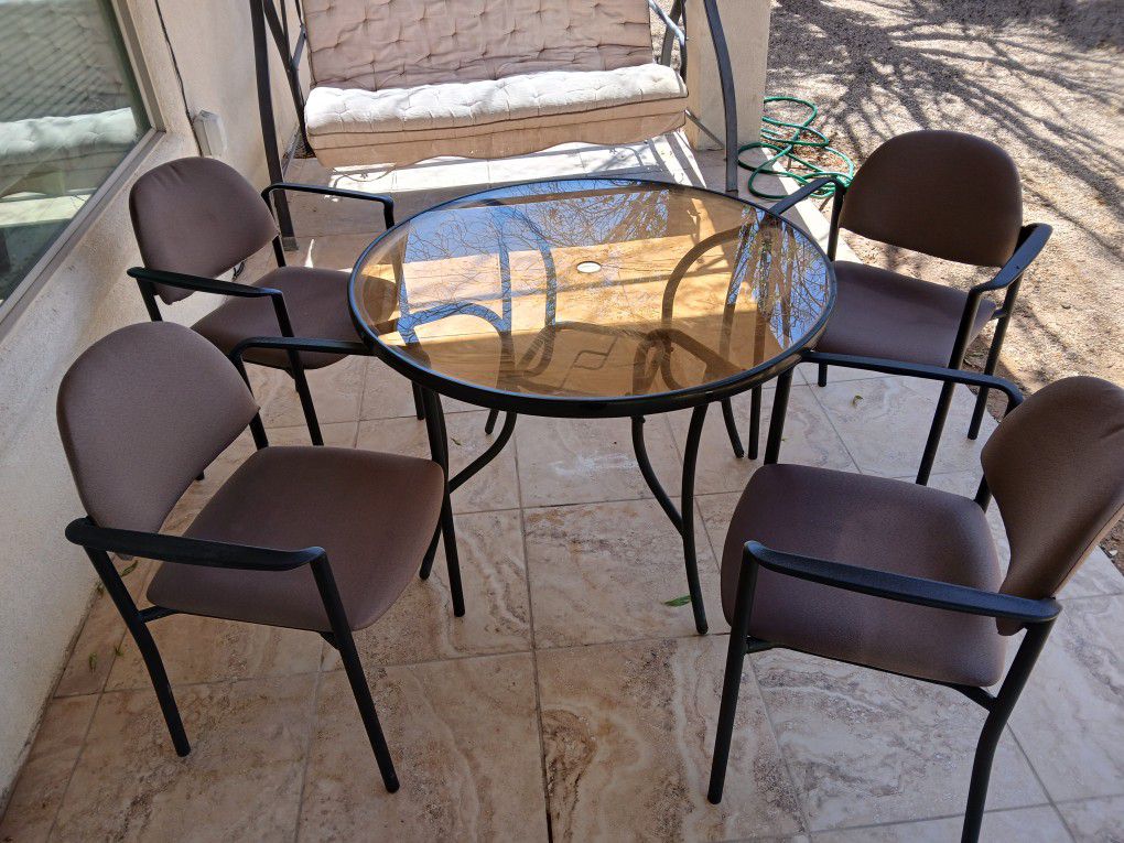 Patio Set Table & 4 Chairs