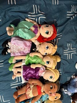 Disney princesses plush  (10 dolls)