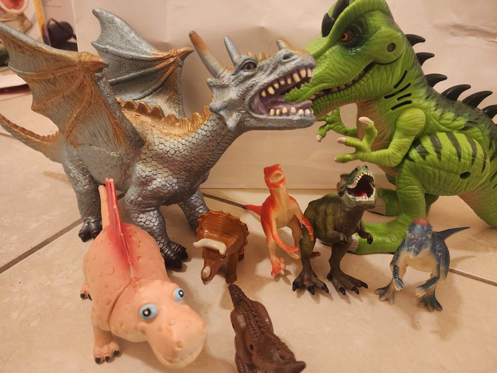 Dinos and a dragon Kids Fun Toys Girl Boy Christmas Gifts