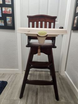 Carter's Highchair
