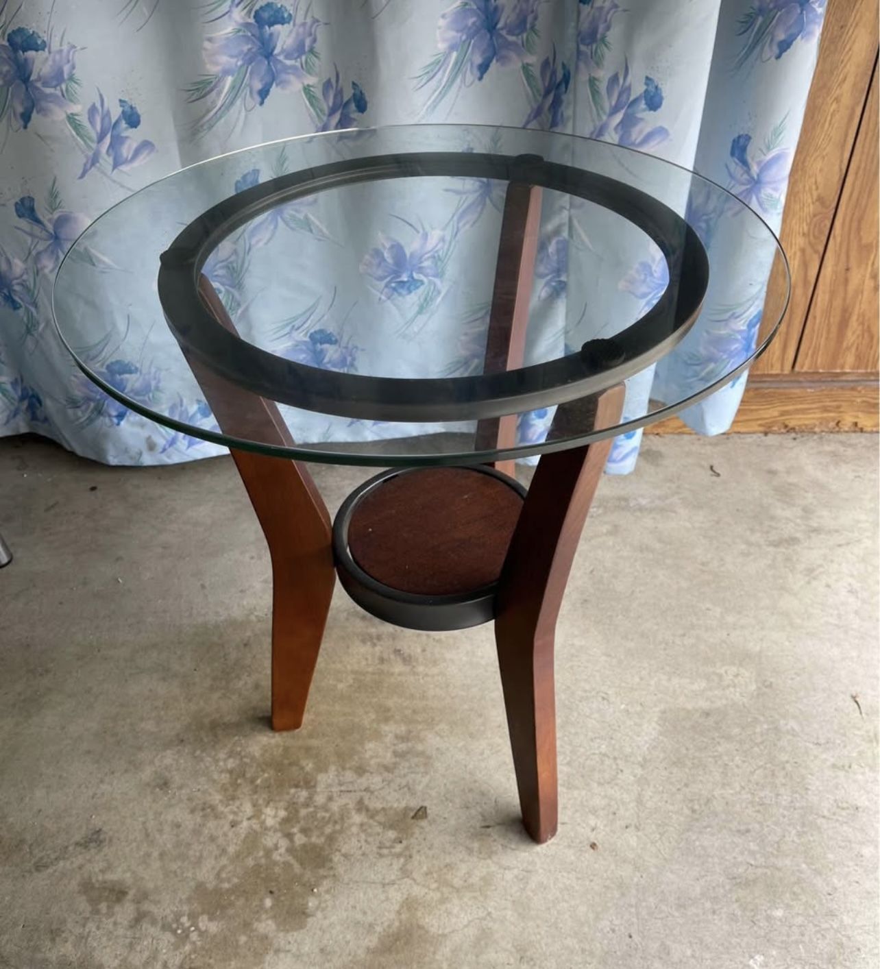 End Table / Side Table