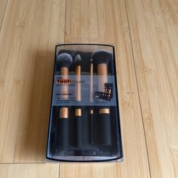 NEW！ Real Techniques Make Up Brush Set