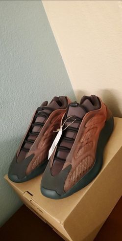 Yeezy 700