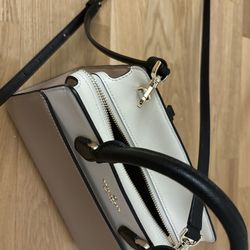 Kate Spade New York Women’s Leather Top Zip Hazelnut Satchel Bag ,Beige