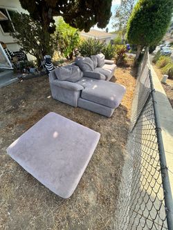 FREE SECTIONAL COUCH with ottoman