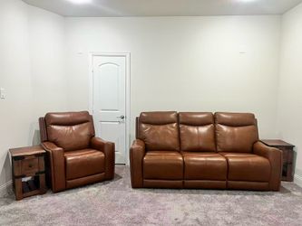 Three-seater + single electric recliner sofa + two porcelain vases