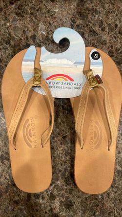 Light brown Rainbow Sandals size small