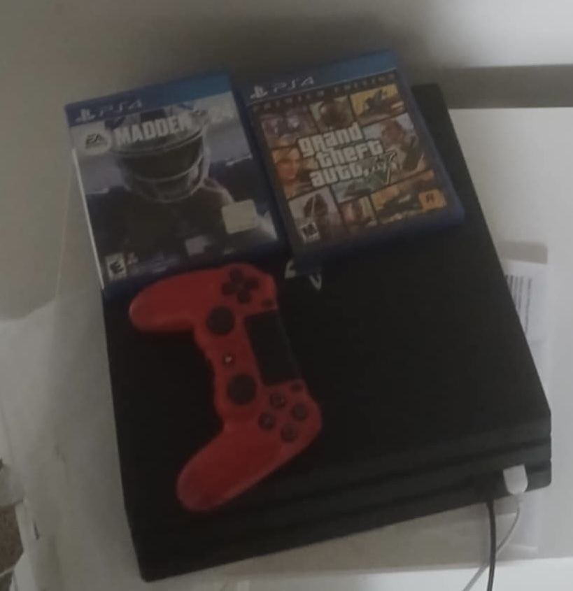 PS4