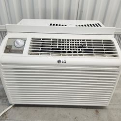 CLEAN 5,000 BTU AC AIR CONDITIONER