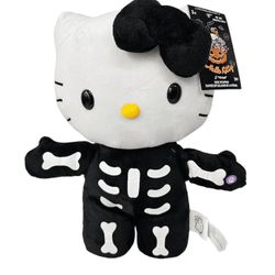 Hello Kitty Mummy Greeter 