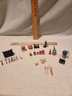 Miniature "Doll house" Collectables, Lot Of 30,vintage