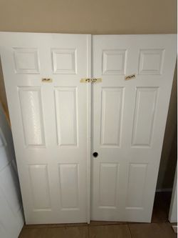 Double bedroom door