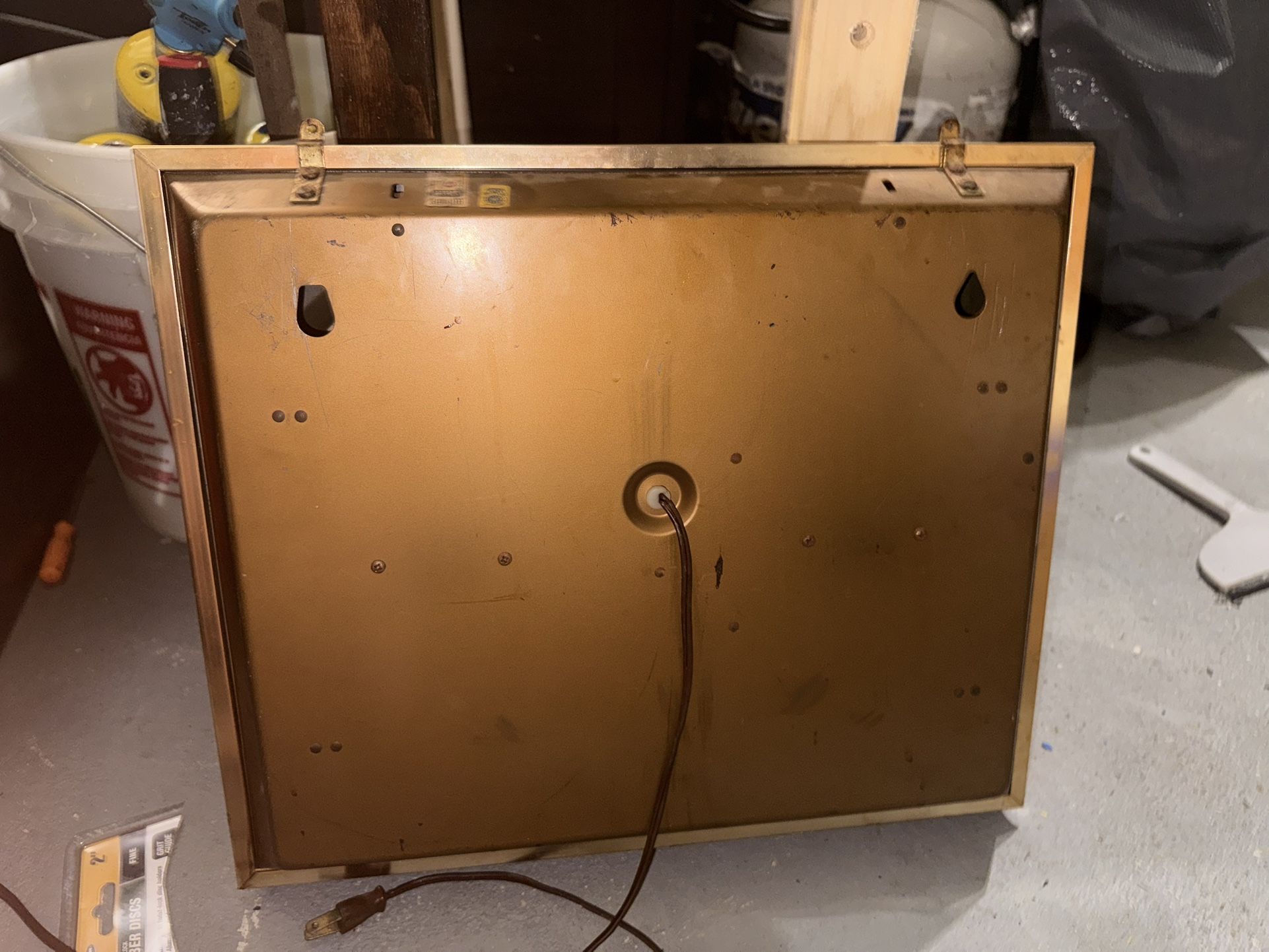 Budweiser Fish Light.