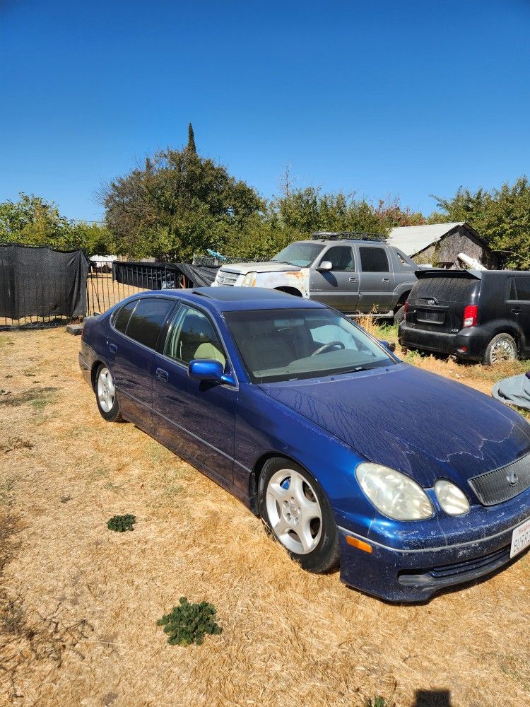 AQUA BLUE LEXUS GS300 !!FULL OEM PARTOUT!!