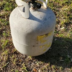 Propane Tank / Tanque de gas