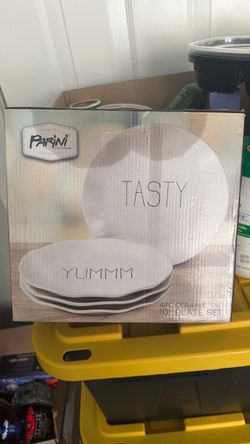 four piece dish set NEED GONE