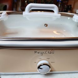 Mega Chef  3.5qt Slow Cooker  Casserole  New