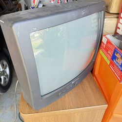 White-Westinghouse Box TV For Sale!