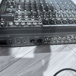 Mackie Onyx 1620i Mixer
