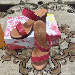 Woman’s Italian Made Wedges