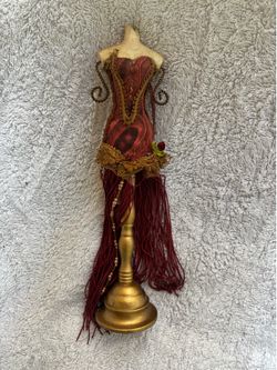 Vintage mannequin jewelry holder