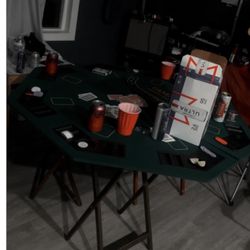 Poker table
